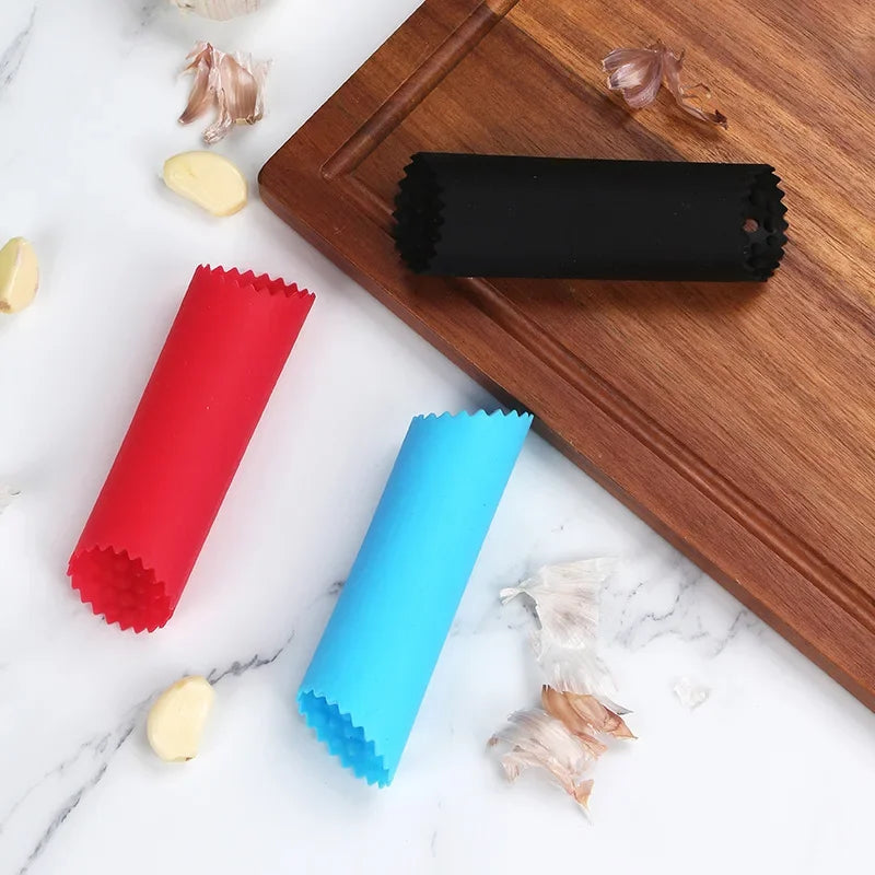Éplucheur Tube Rapide à Ail en Silcione - 2 ACHETÉS = 1 OFFERT