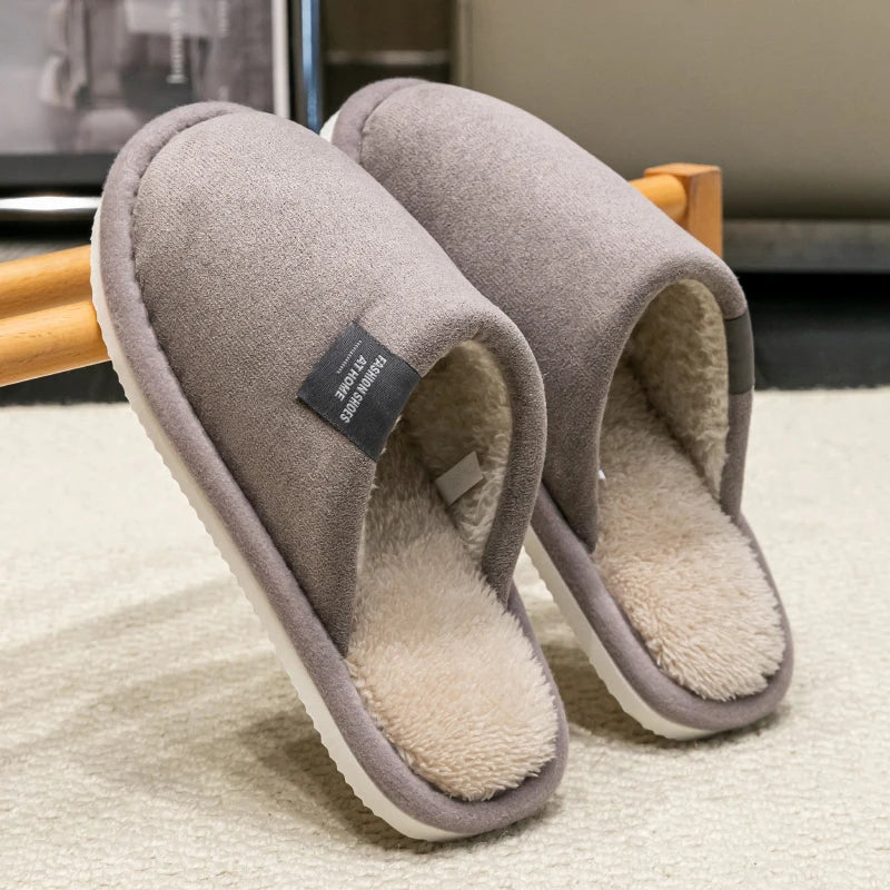 Chaussons d’Intérieur Homme en Suédine – Légers, Silencieux, Chauds & Antidérapants