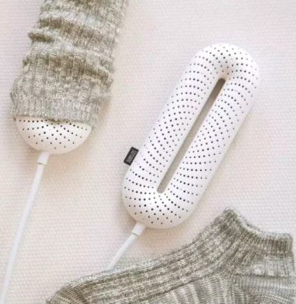 Electric shoe dryer