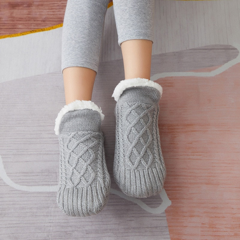 Gris / EU 35-39,Gris / EU 40-42,Gris / EU 43-45