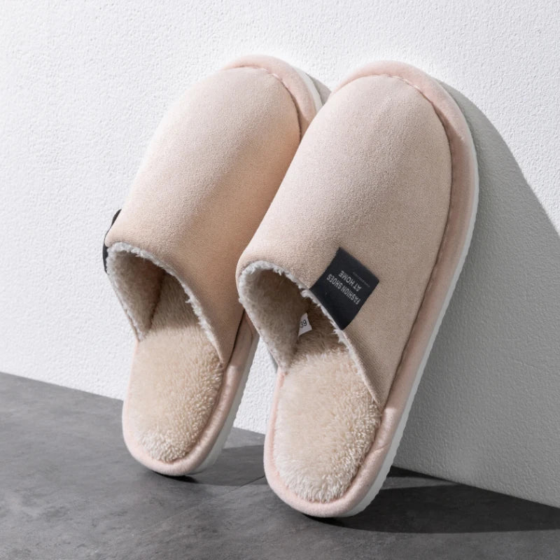 Chaussons d’Intérieur Homme en Suédine – Légers, Silencieux, Chauds & Antidérapants