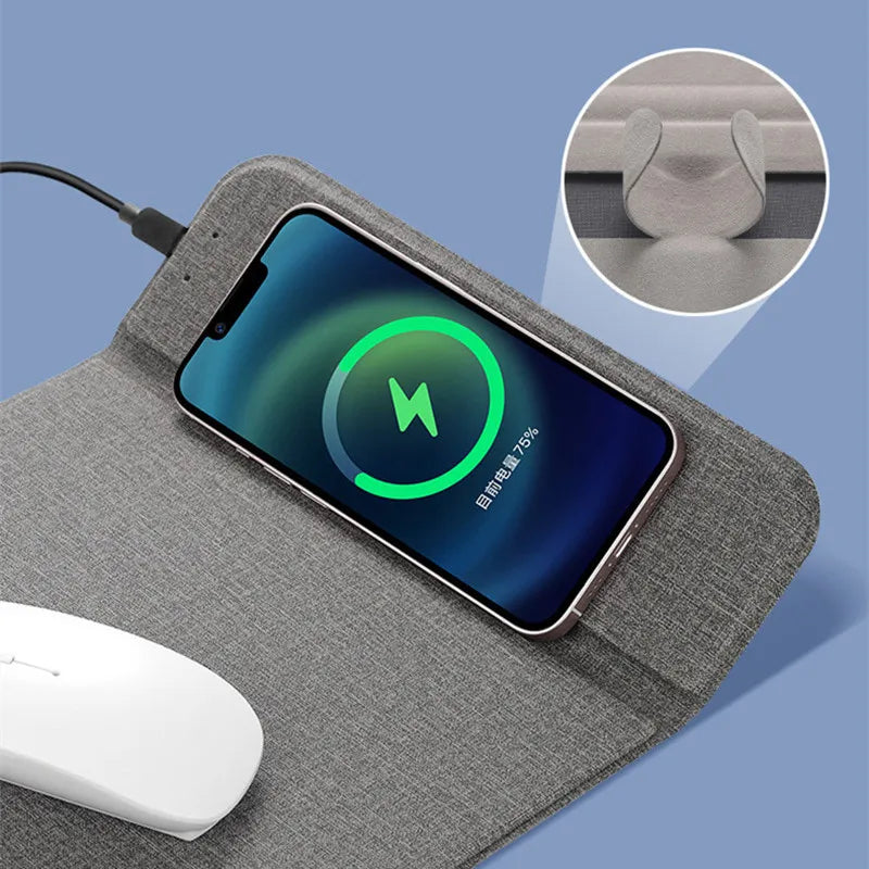 Tapis de souris confortable avec chargeur sans-fil intégré