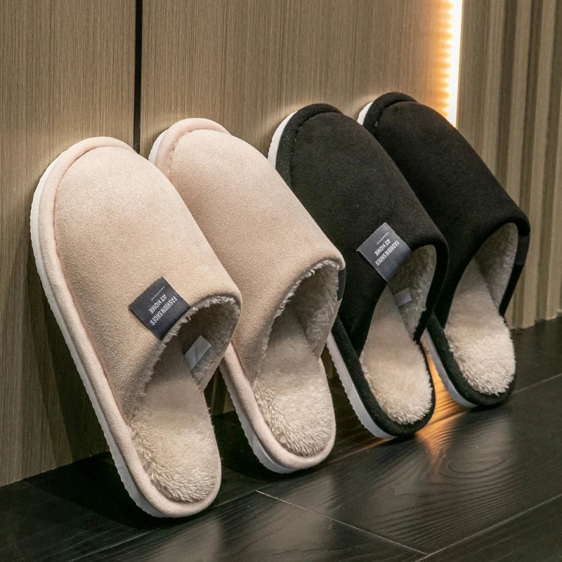 Chaussons d’Intérieur Homme en Suédine – Légers, Silencieux, Chauds & Antidérapants